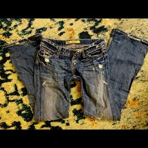 Like new distressed BKE blue jeans